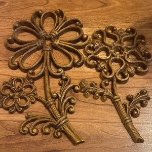 Vintage Homco wood colored floral wall hangings